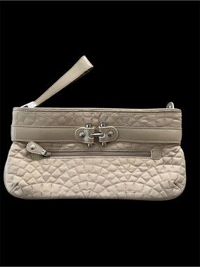 Vera Bradley Bistro Quilted Tan Wristlet Clutch with Removeable Strap NWOT